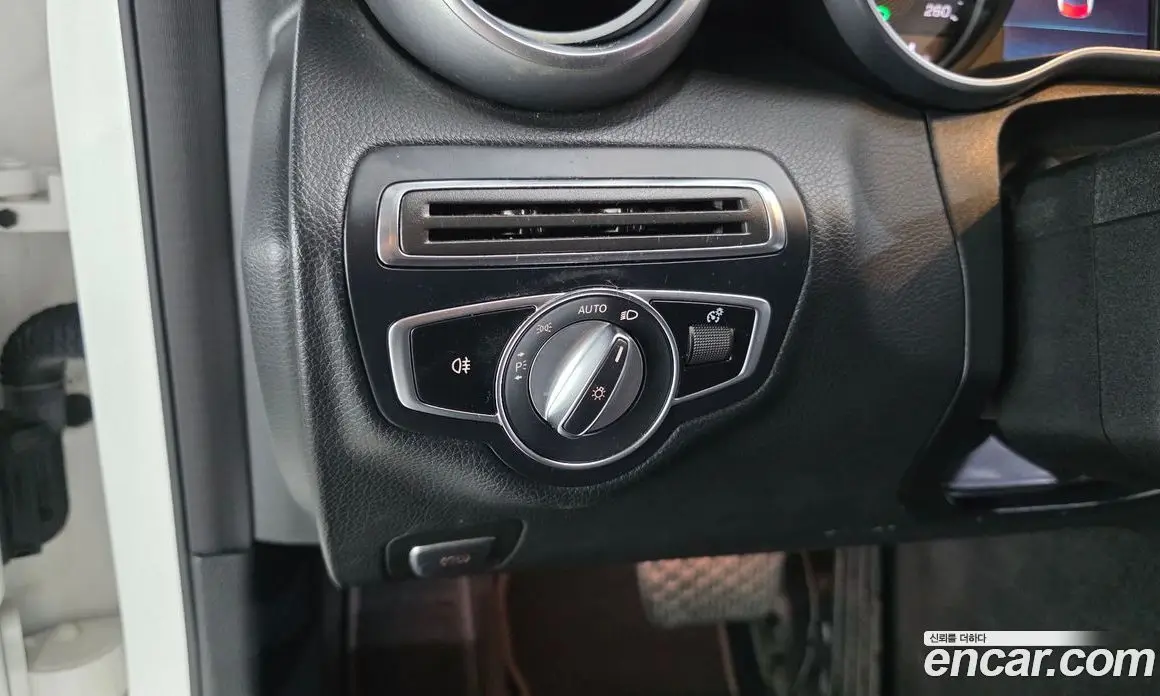 Mercedes-Benz C-Class 2019 1.9 АКПП, фото 18