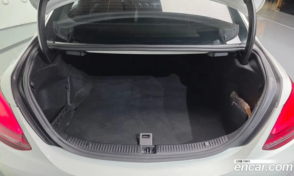Mercedes-Benz C-Class 2019 1.9 АКПП, фото 20