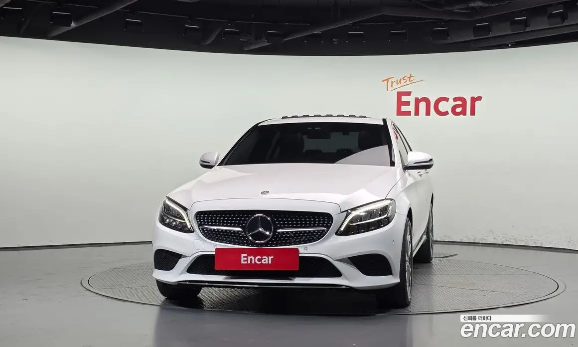 Mercedes-Benz C-Class 2019 1.9 АКПП, фото 3