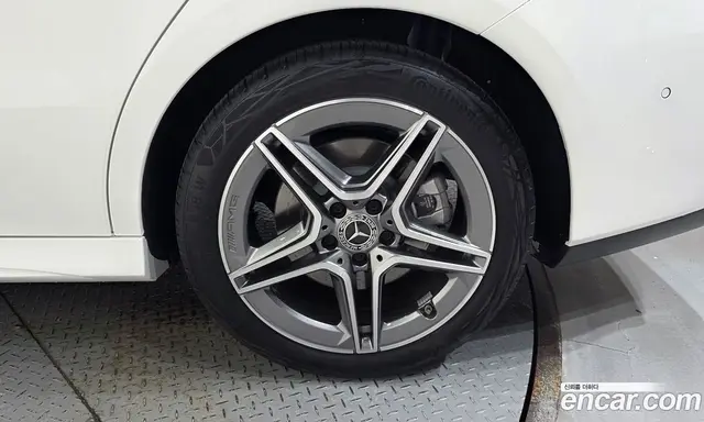 Mercedes-Benz CLA-Class 2024 2.0 АКПП, миниатюра 7