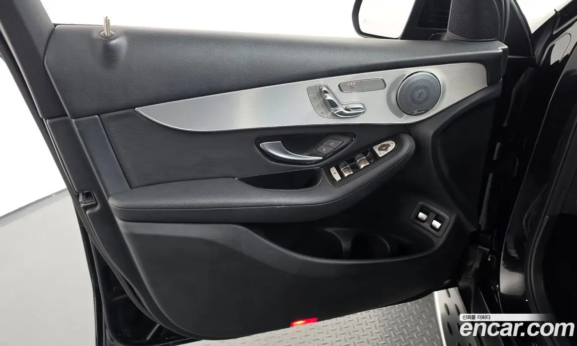 Mercedes-Benz GLC-Class 2019 2.0 АКПП, фото 14 Mercedes-Benz GLC-Class 2019 2.0 АКПП, фото 14