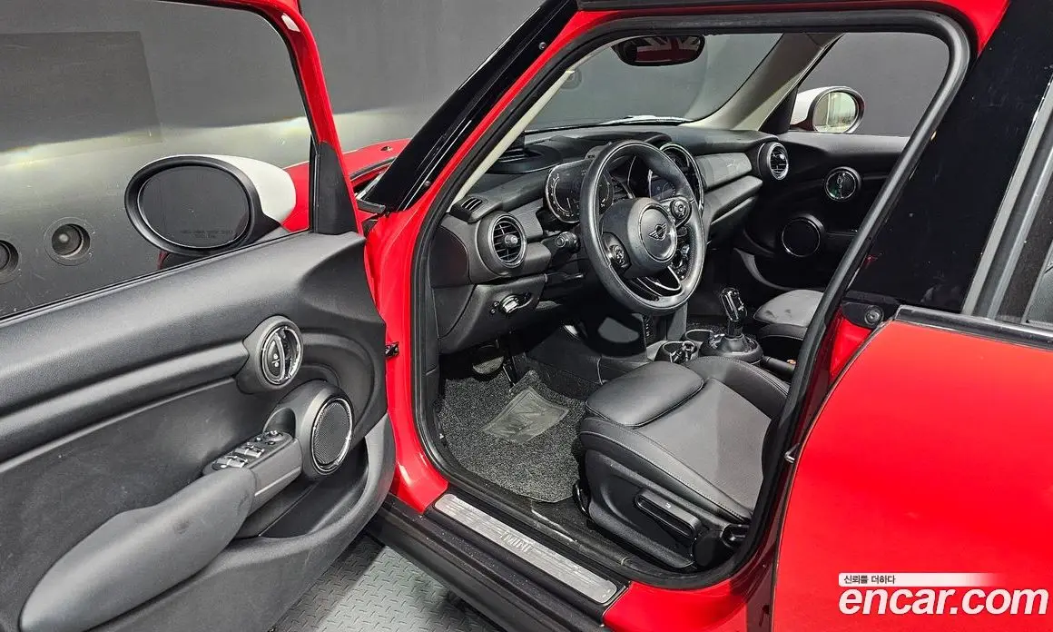 Mini Cooper 2021 1.5 АКПП, фото 15