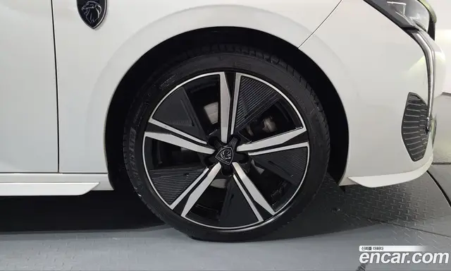 Peugeot 308 2022 1.5 АКПП, миниатюра 6