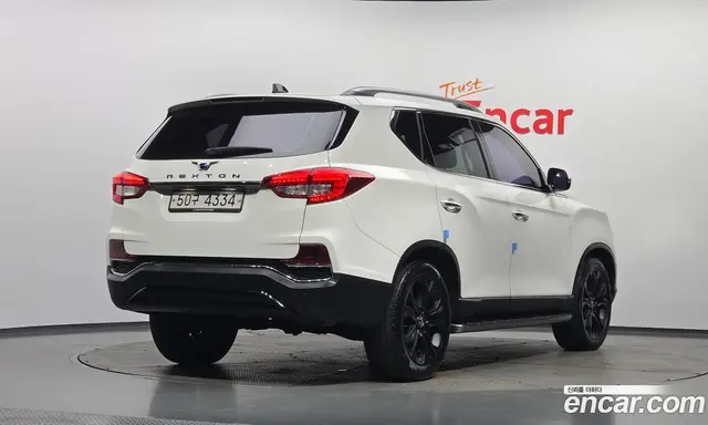 SsangYong Rexton 2017 2.2 АКПП, миниатюра 2 SsangYong Rexton 2017 2.2 АКПП, миниатюра 2