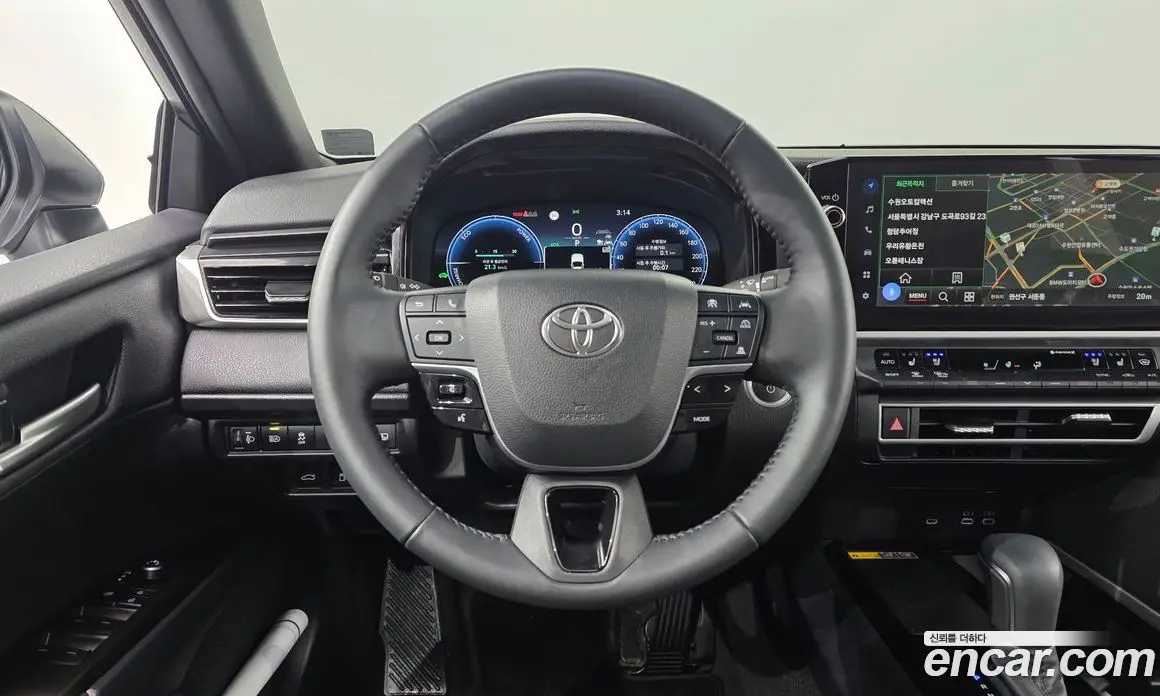 Toyota Camry 2024 2.5 АКПП, фото 20