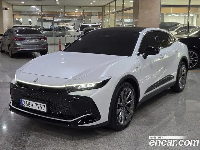 Toyota Crown, 2026, 11 468 км