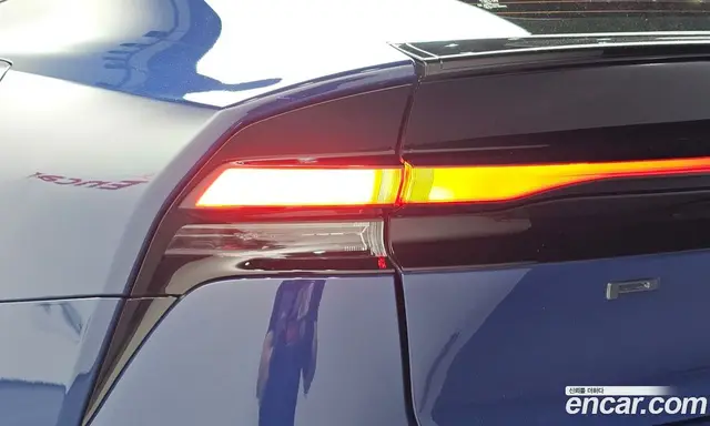 Toyota Prius 2024 2.0 АКПП, миниатюра 9