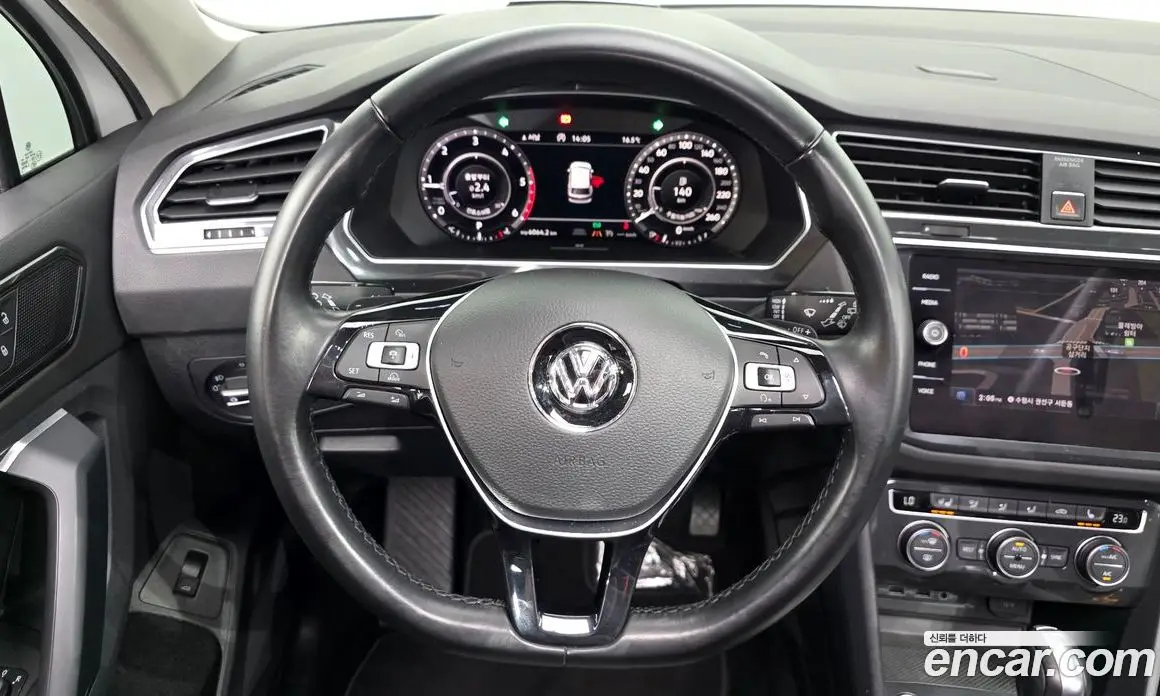 Volkswagen Tiguan 2018 2.0 АКПП, фото 20