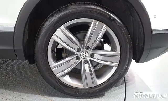 Volkswagen Tiguan 2018 2.0 АКПП, миниатюра 7