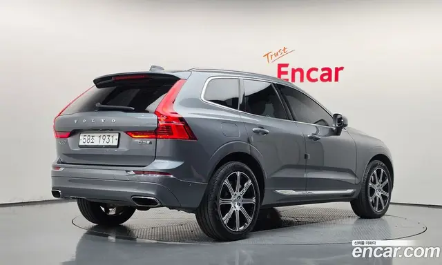 Volvo XC60 2018 2.0 АКПП, миниатюра 2