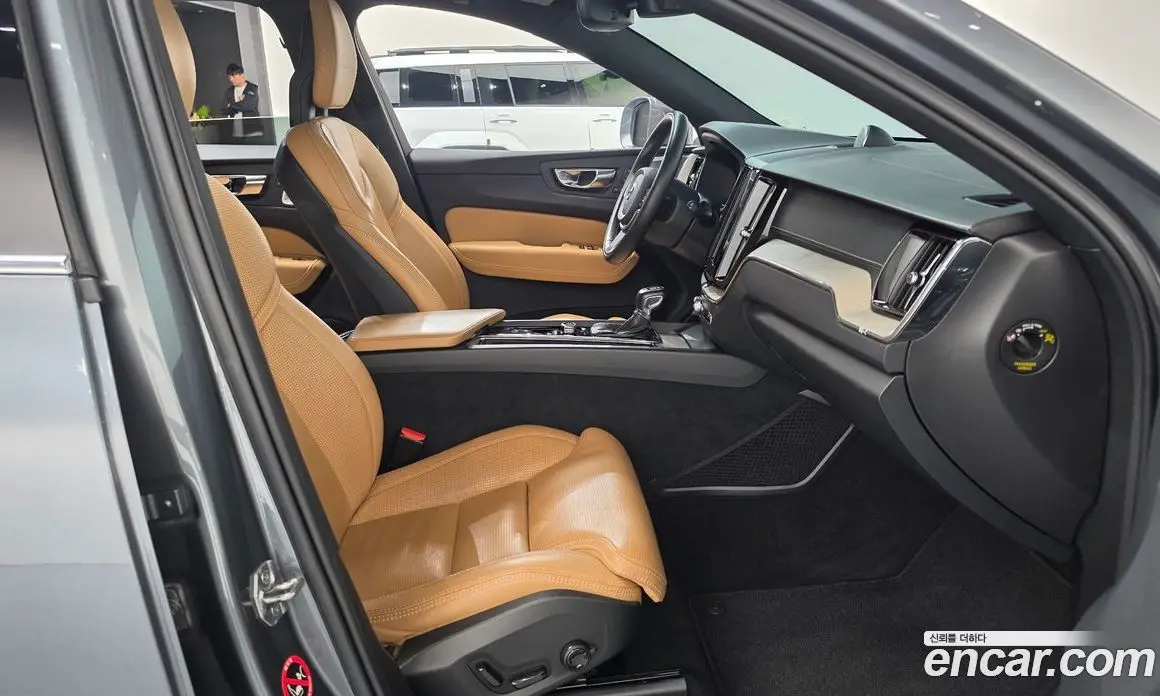 Volvo XC60 2018 2.0 АКПП, фото 16