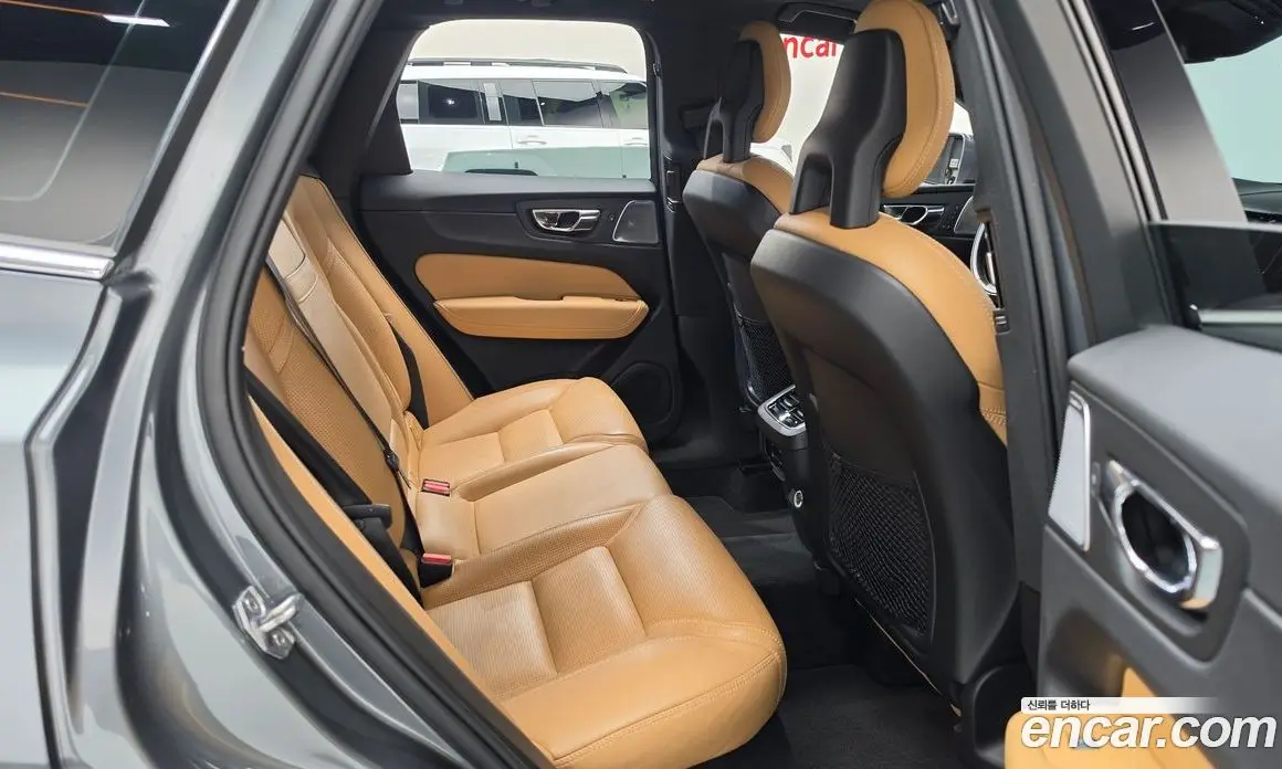 Volvo XC60 2018 2.0 АКПП, фото 17