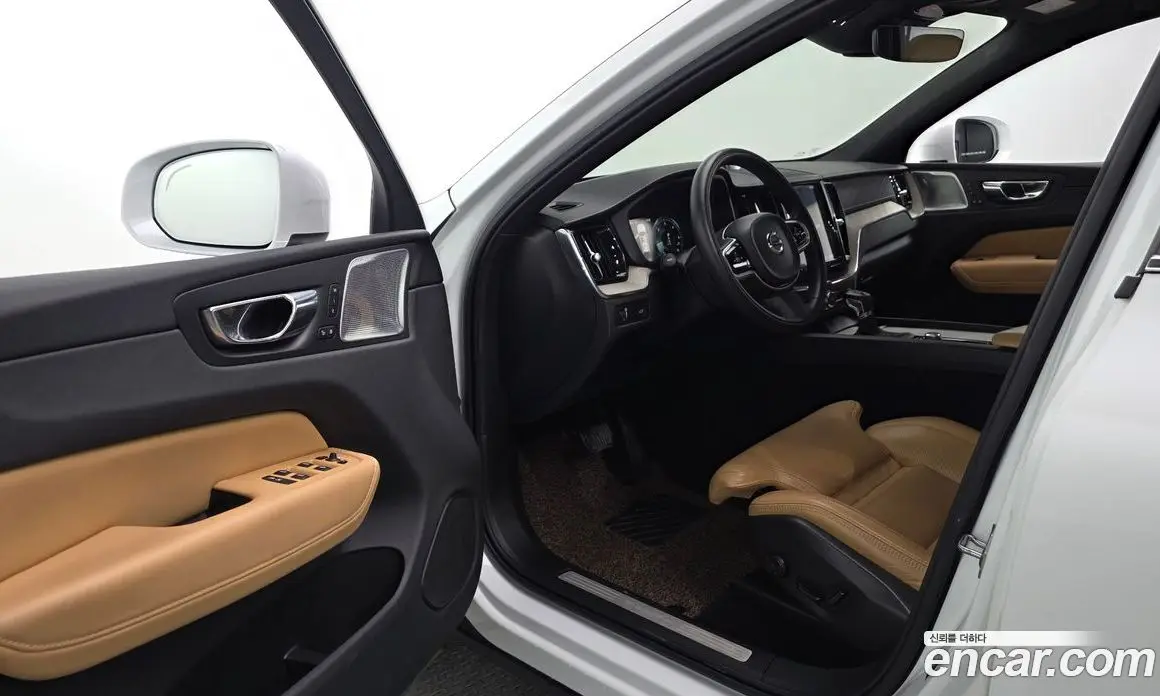 Volvo XC60 2019 2.0 АКПП, фото 11