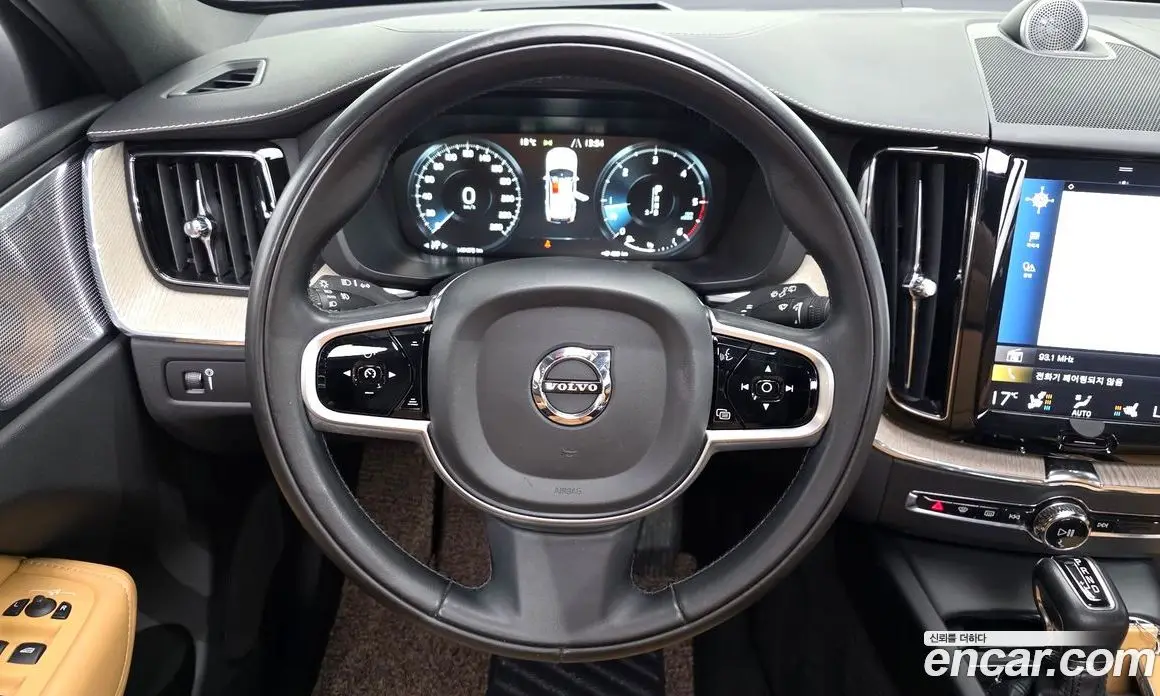 Volvo XC60 2019 2.0 АКПП, фото 13
