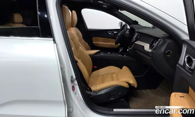 Volvo XC60 2019 2.0 АКПП, миниатюра 10