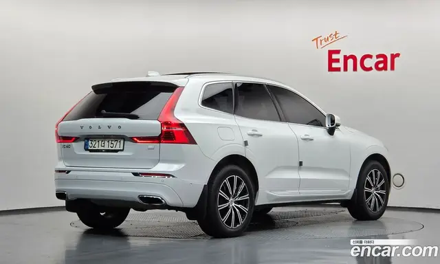 Volvo XC60 2021 2.0 АКПП, миниатюра 2 Volvo XC60 2021 2.0 АКПП, миниатюра 2