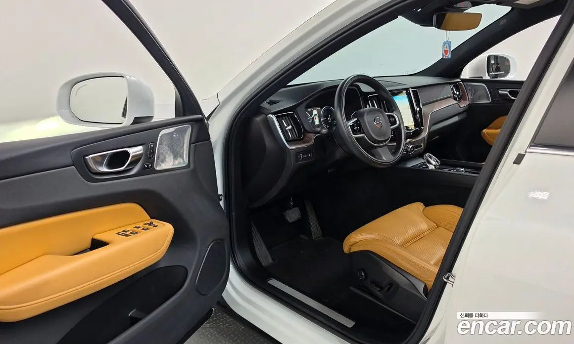 Volvo XC60 2021 2.0 АКПП, фото 13 Volvo XC60 2021 2.0 АКПП, фото 13