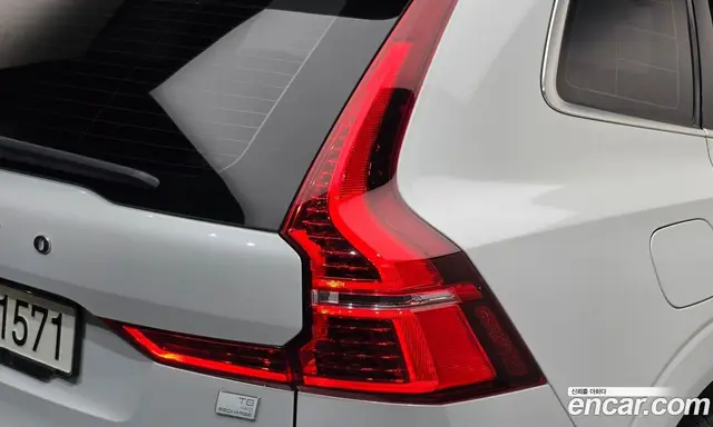 Volvo XC60 2021 2.0 АКПП, миниатюра 9 Volvo XC60 2021 2.0 АКПП, миниатюра 9