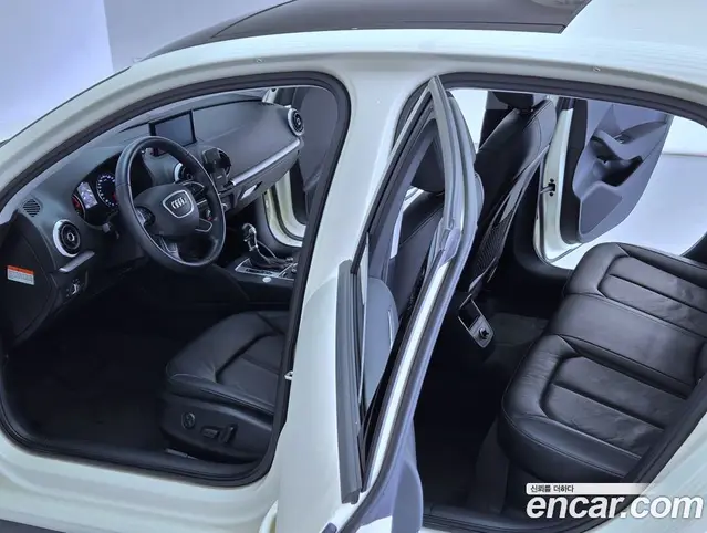 Audi A3 2015 1.6 АКПП, миниатюра 10