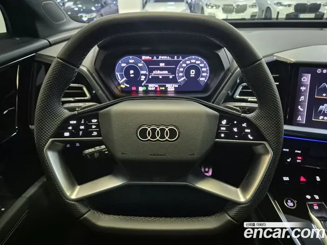 Audi Q4 e-tron 2026 0.2 АКПП, миниатюра 12