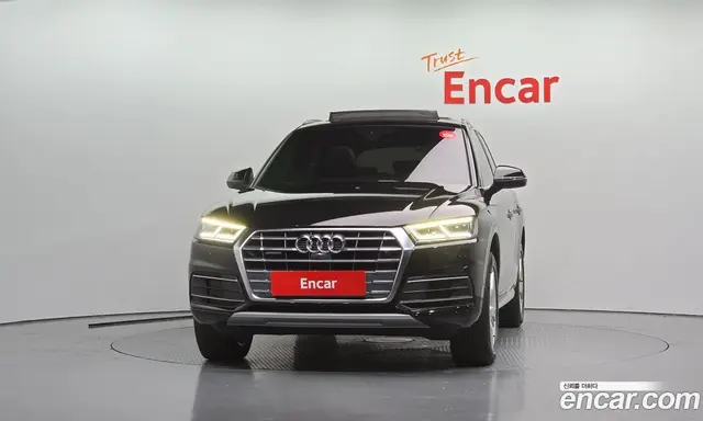 Audi Q5 2020 2.0 АКПП, миниатюра 3
