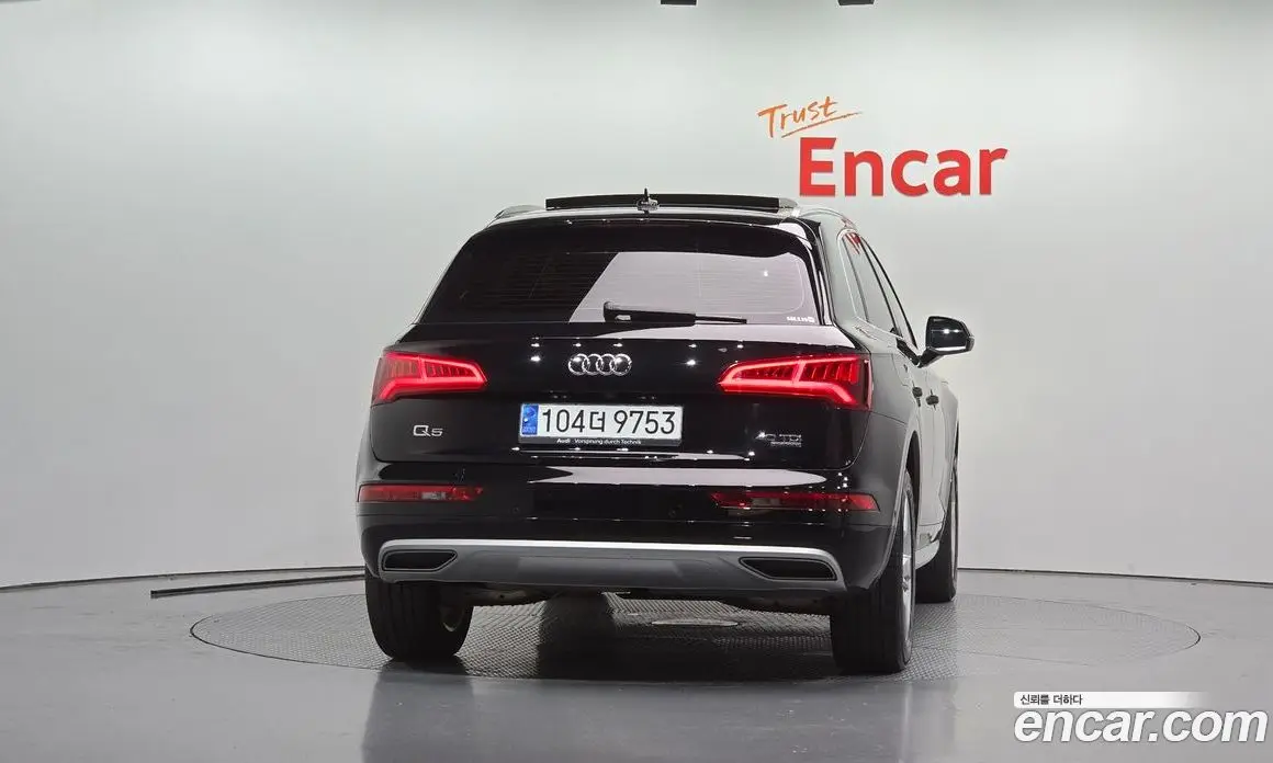 Audi Q5 2020 2.0 АКПП, фото 4