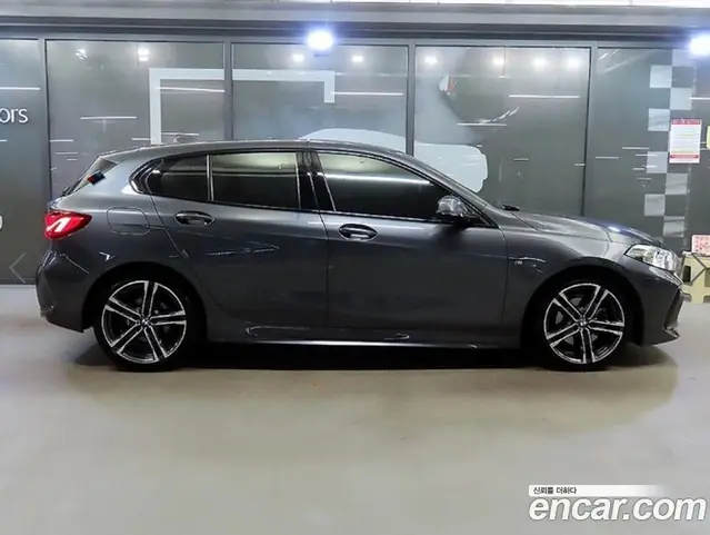 BMW 1 серия 2021 2.0 АКПП, миниатюра 3