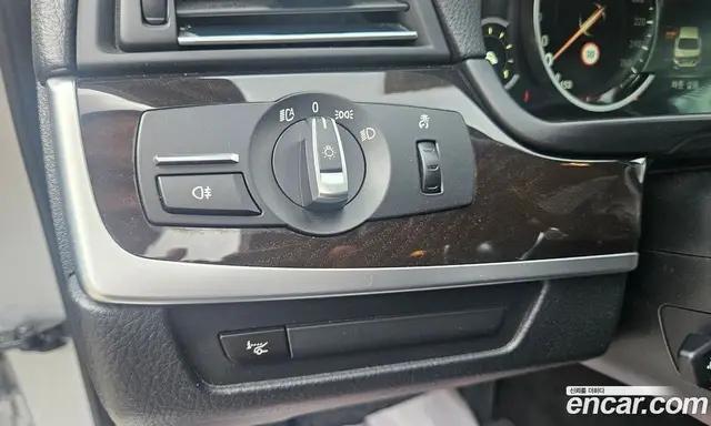 BMW 5 серия 2014 2.0 АКПП, миниатюра 11