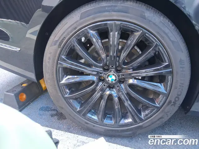 BMW 7 серия 2016 4.4 АКПП, миниатюра 5
