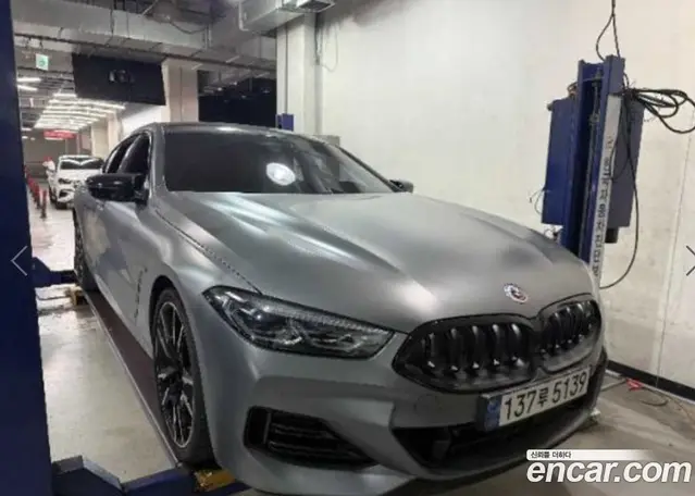 BMW 8 серия, 2022, 80 625 км