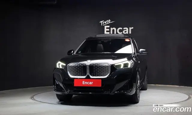 BMW iX1 2024 0.2 АКПП, миниатюра 3