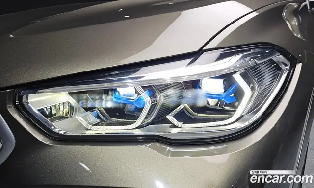 BMW X6 2022 3.0 АКПП, миниатюра 8 BMW X6 2022 3.0 АКПП, миниатюра 8