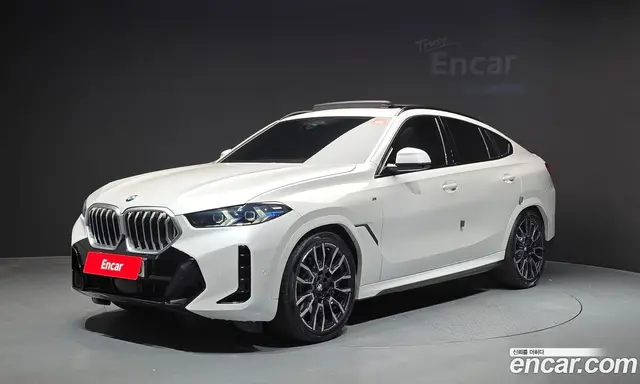 BMW X6, 2023, 72 107 км