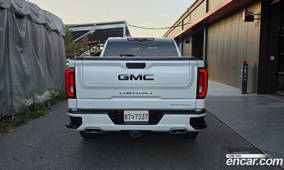 GMC Sierra 2023 6.2 АКПП, фото 3