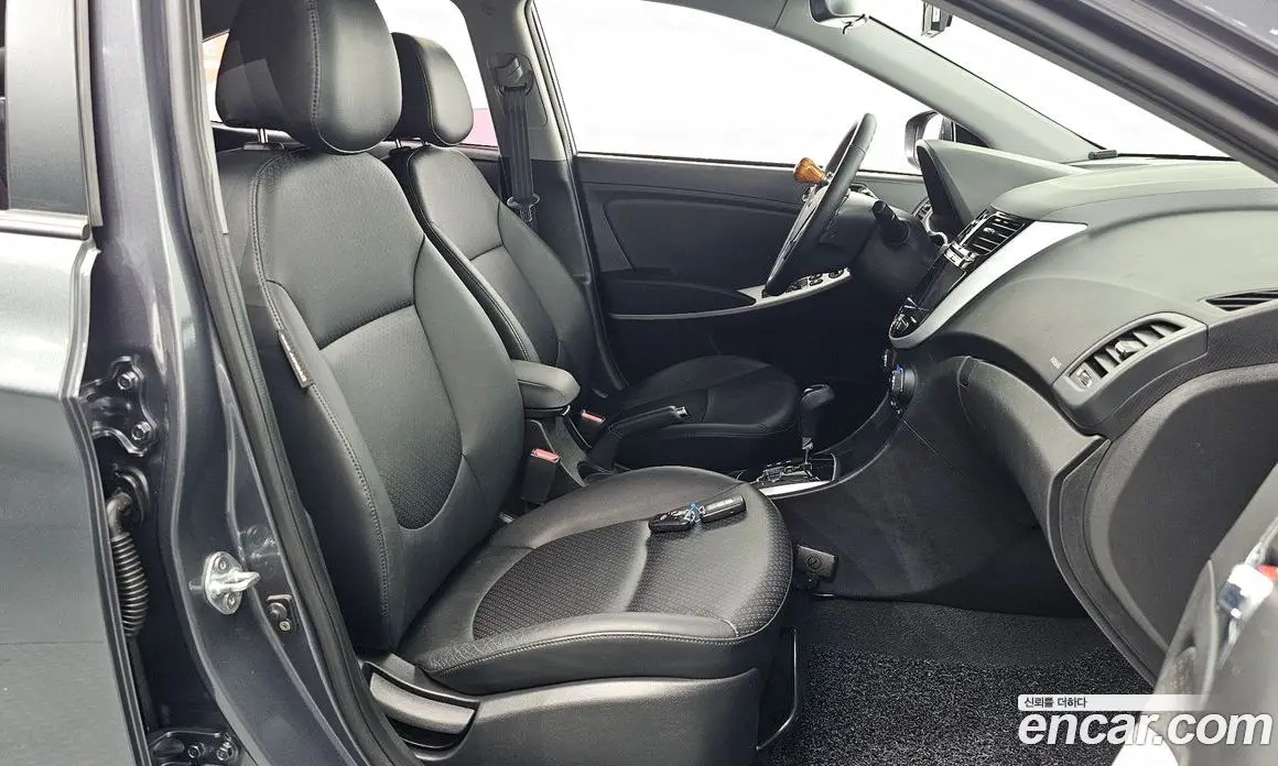 Hyundai Accent 2011 1.6 АКПП, фото 15