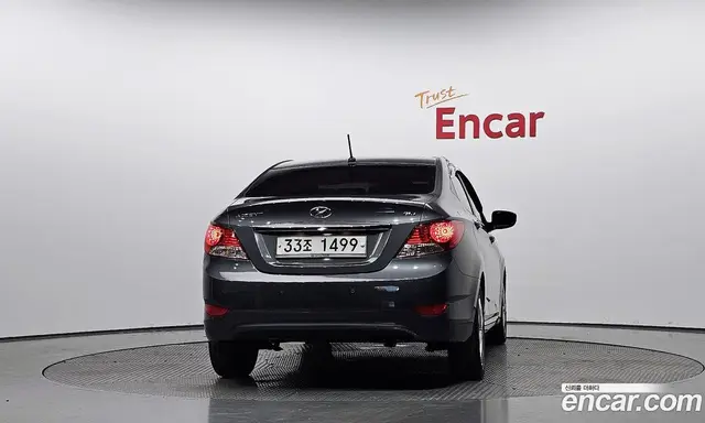 Hyundai Accent 2011 1.6 АКПП, миниатюра 3
