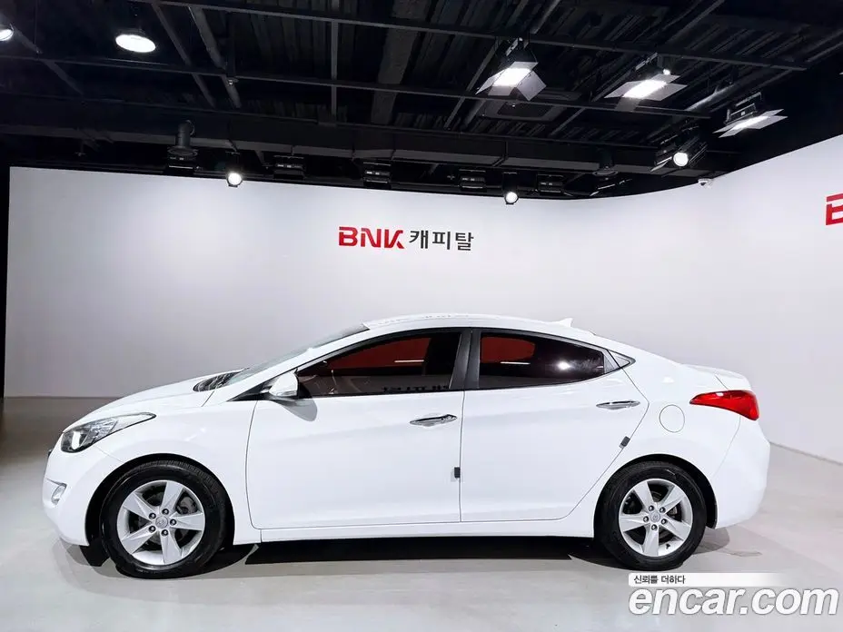 Hyundai Avante 2011 1.6 АКПП, фото 3