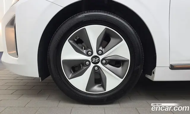 Hyundai Ioniq 2017 АКПП, миниатюра 5