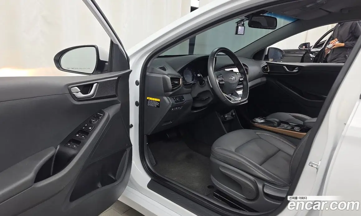 Hyundai Ioniq 2017 АКПП, фото 10
