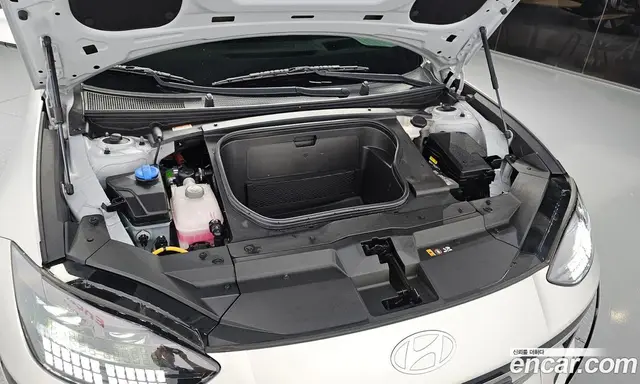 Hyundai Ioniq 6 2023 0.1 АКПП, миниатюра 5