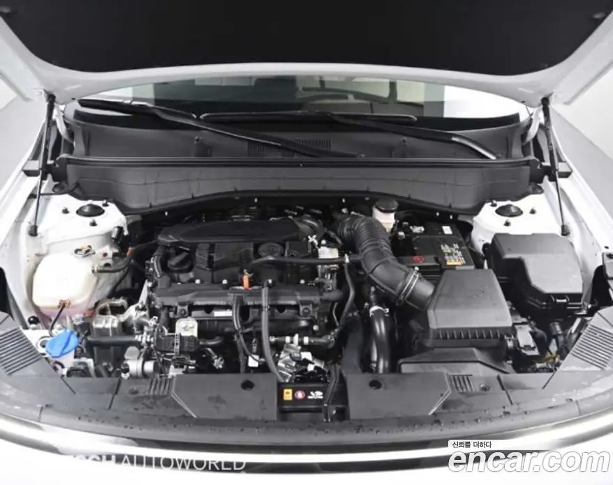 Hyundai Kona 2026 1.6 АКПП, фото 6
