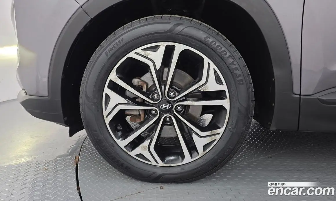 Hyundai Santa Fe 2018 2.0 АКПП, фото 5