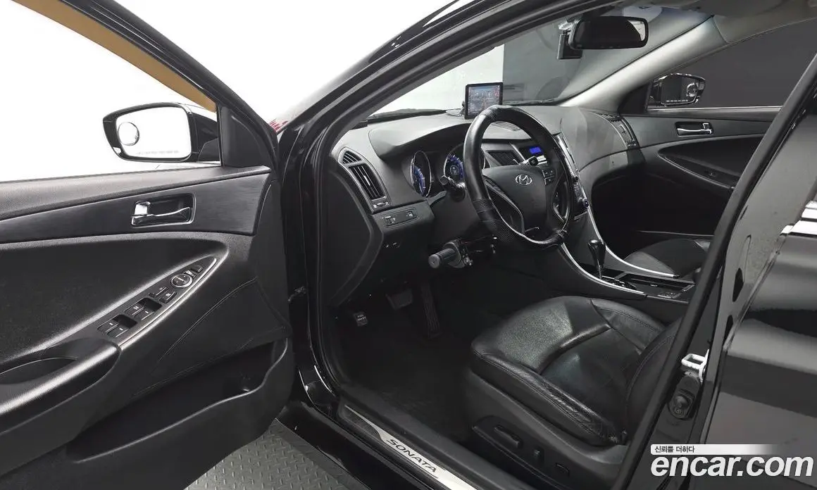 Hyundai Sonata 2011 2.0 АКПП, фото 12