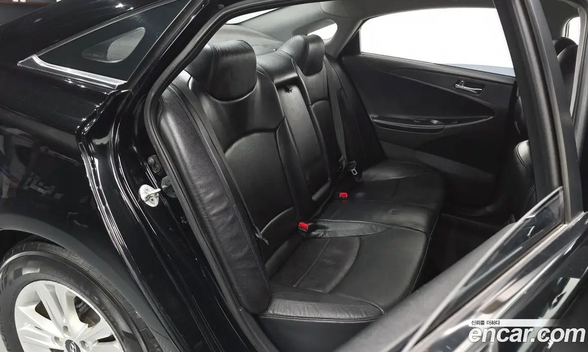 Hyundai Sonata 2011 2.0 АКПП, фото 17