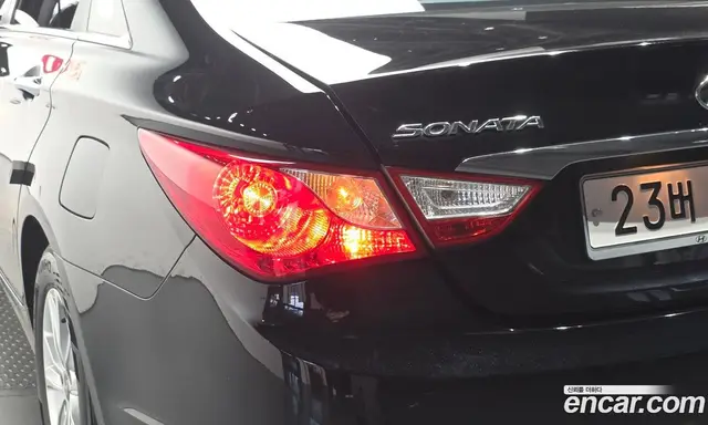 Hyundai Sonata 2011 2.0 АКПП, миниатюра 8