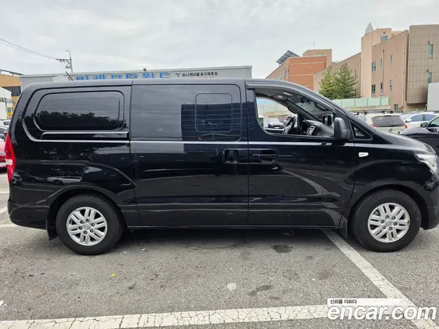 Hyundai Starex 2019 2.5 АКПП, миниатюра 7 Hyundai Starex 2019 2.5 АКПП, миниатюра 7