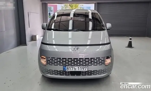 Hyundai Staria 2022 2.2 АКПП, миниатюра 3 Hyundai Staria 2022 2.2 АКПП, миниатюра 3