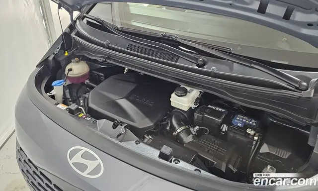 Hyundai Staria 2024 2.2 АКПП, миниатюра 6
