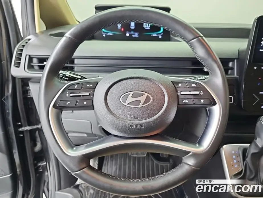 Hyundai Staria 2024 1.6 АКПП, фото 9