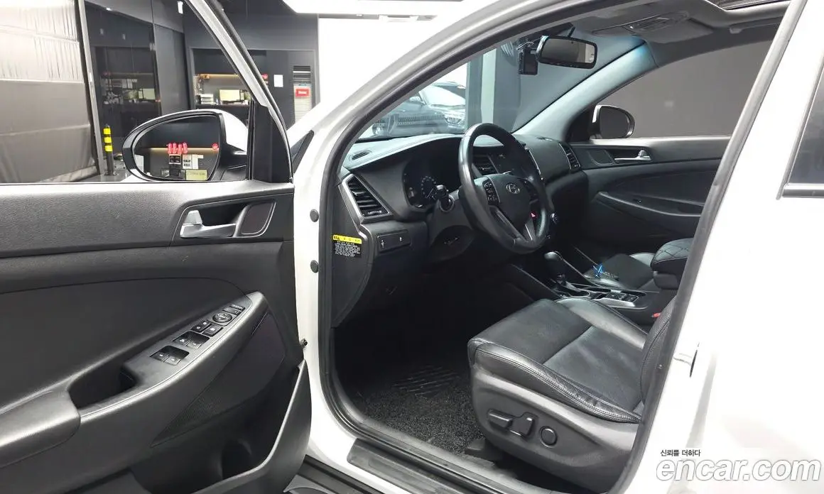 Hyundai Tucson 2015 1.7 АКПП, фото 13